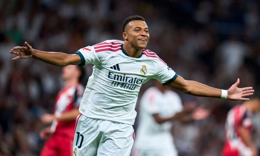 Mbappé drops Nike to front On’s move into soccer