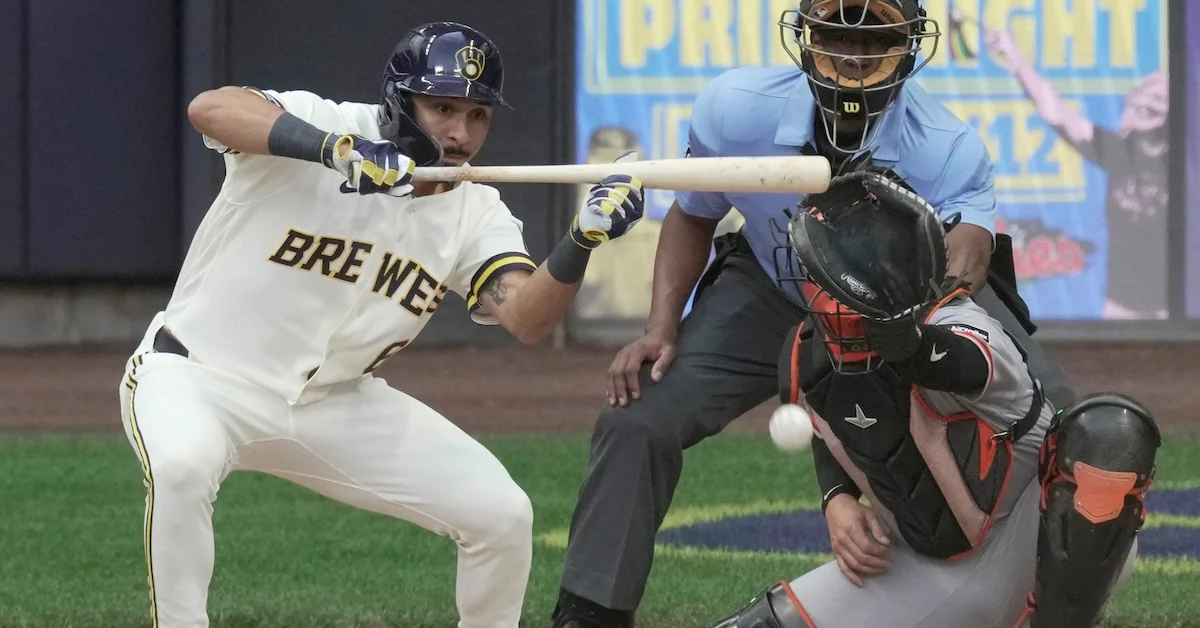 The Challenge of Bunting Against Curveballs