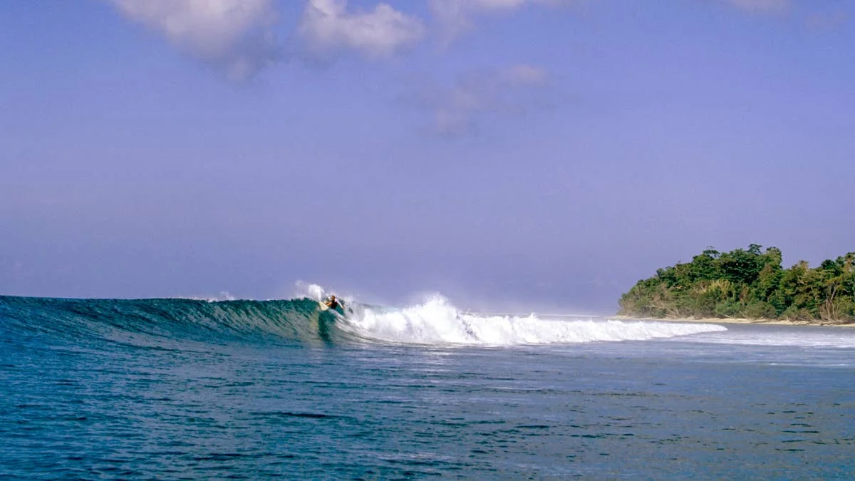 5 Off‑The-Grid Surf Escapes to Hit in August: From the Arctic to India
